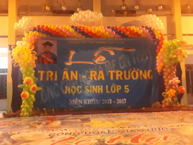 bong bóng san khấu 81
