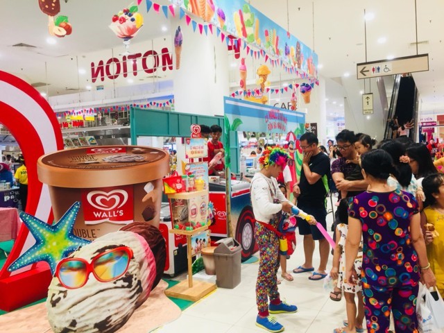 chú hề đa năng tạo hình bong bóng