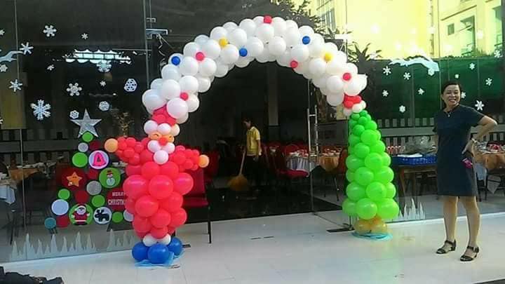 trang trí bong bóng noel