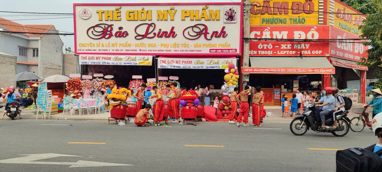 DỊCH VỤ MÚA LÂN KHAI TRƯƠNG TẠI QUẬN 10-5