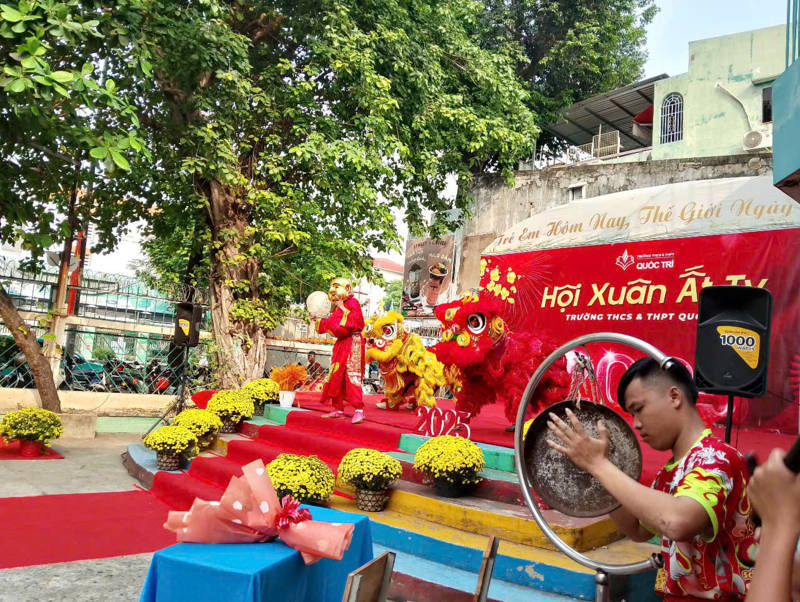 DỊCH VỤ MÚA LÂN KHAI TRƯƠNG TẠI QUẬN 12-5