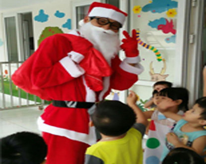 dịch vụ ông già noel tặng quà